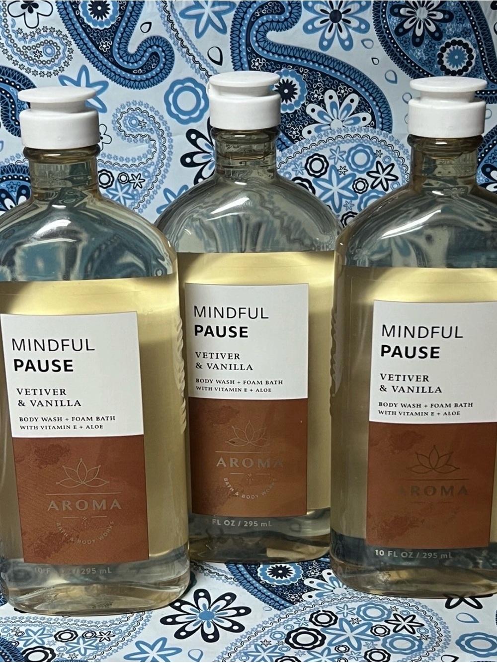 3 Mindful Pause Vetiver & Vanilla Body Wash - 10 fl oz -